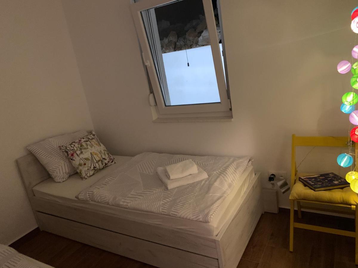 Apartment Sunrise Vinjerac Ngoại thất bức ảnh